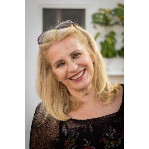 Anna Pavignano